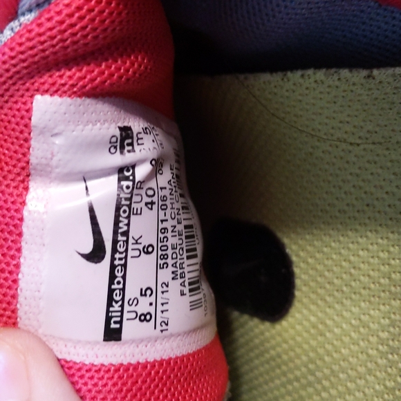 Nike Free 5.0 Women's Running Shoes Sz 8.5, Grey/Pink, Good Condition, No Box - Picture 6 of 6